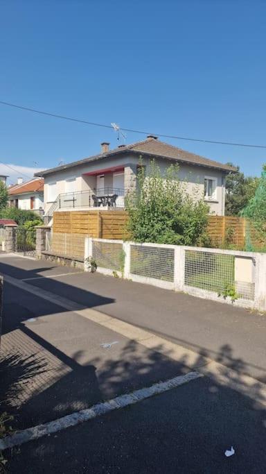 Maison A Aurillac - 3 Chambres - Arrivee Autonome Exterior photo